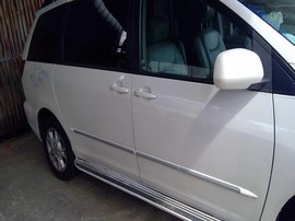 2004 TOYOTA SIENNA, WHITE, XLE MODEL, 3.3L, AT, AWD.   Z26397